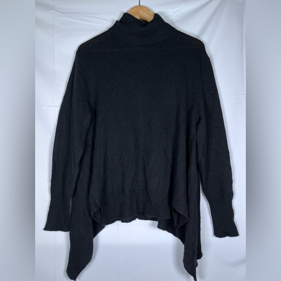 360 Cashmere Turtleneck Sweater Size M Black  Longsleeve Flowy 100% Cashmere - Picture 1 of 8